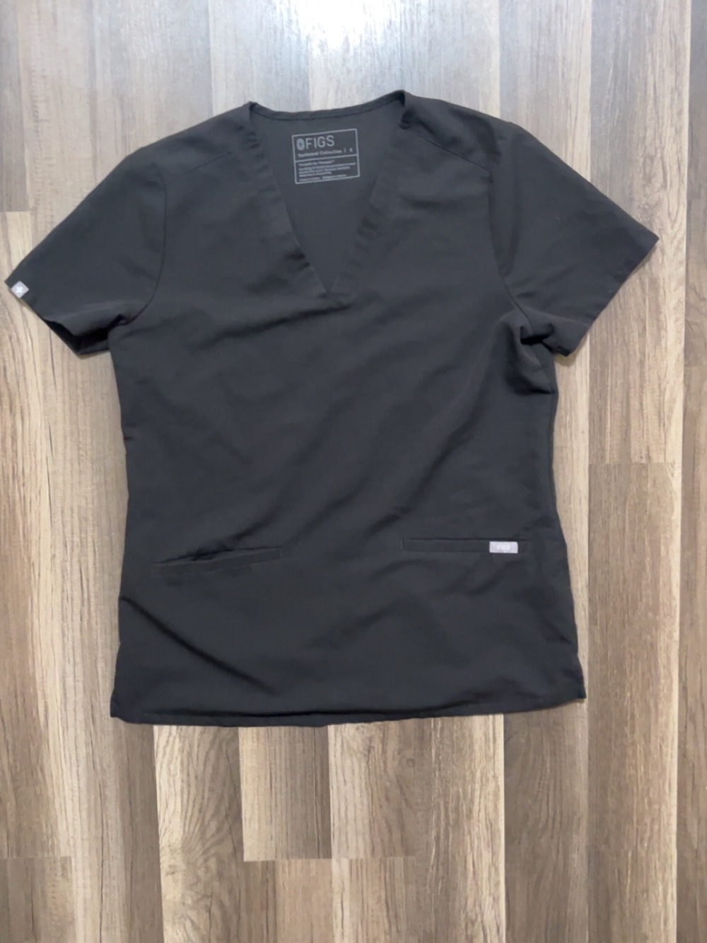 FIGS Casma Scrub Top Women’s Small Black Medical Nursing Scrubs